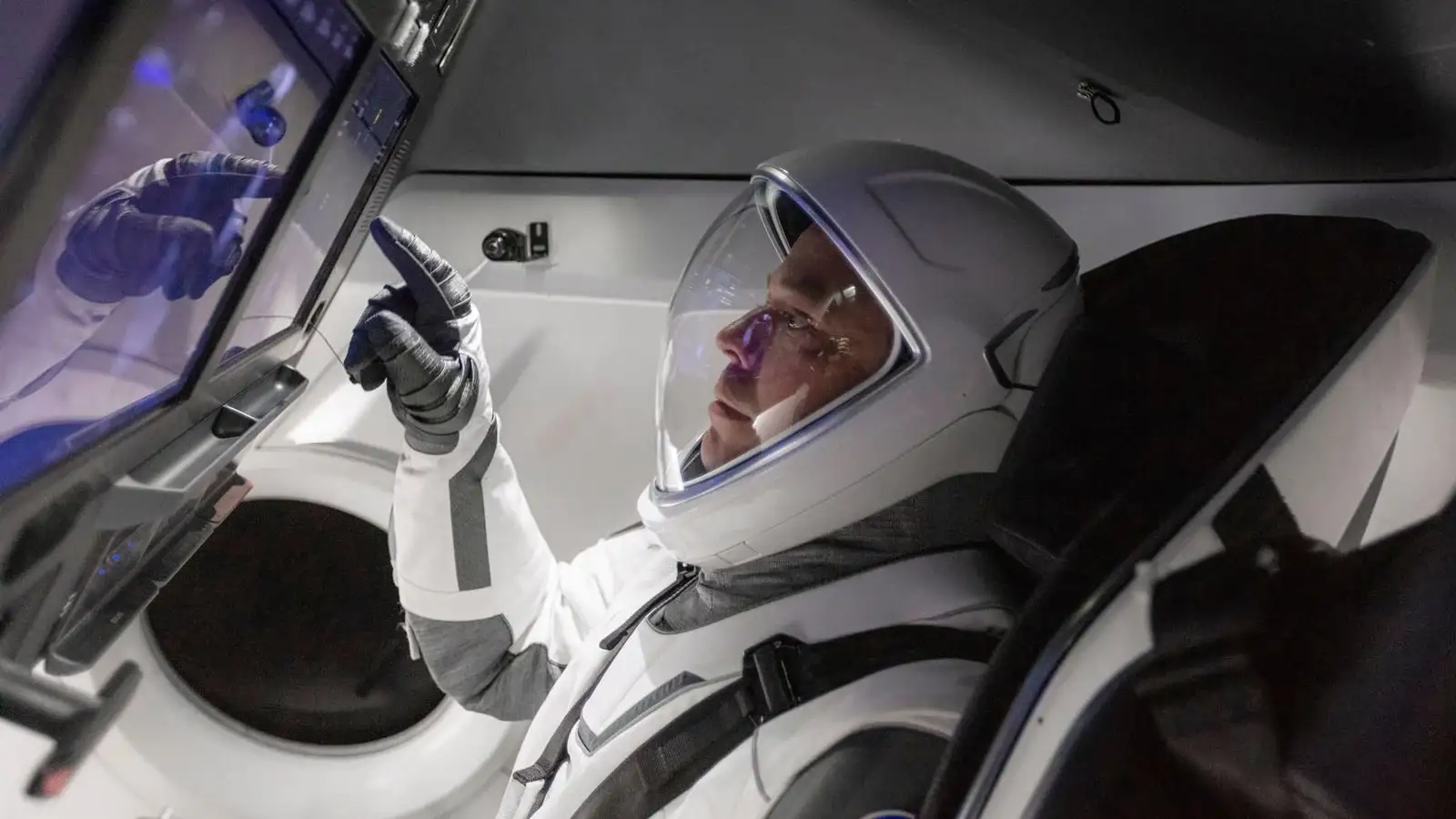 SpaceX'in Tarihi İlk Mürettebat Görevi Bugün Nasıl İzlenir